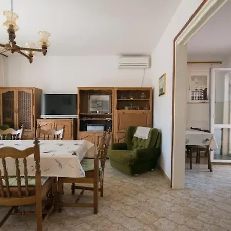 Tonci Apartman