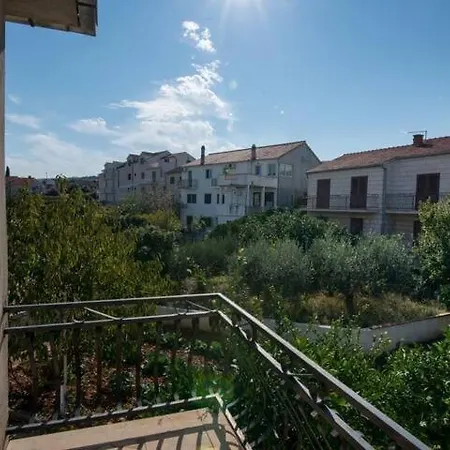 Tonci Apartman Supetar